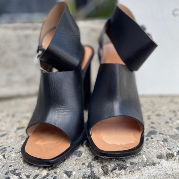 Celine Peep Toe Sandal Size 40.5 Shoe Leather - Picture 11 of 12